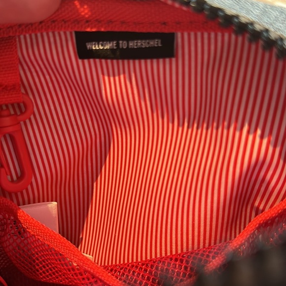 Herschel cross body bag - Picture 2 of 4